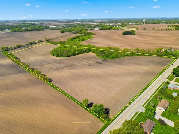 Dixon Rd, Rock Falls, IL 61071