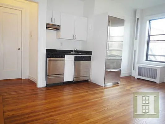 Rented by Halstead Real Estate | media 9