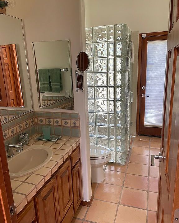 2nd image of 6480 N Miramist Way