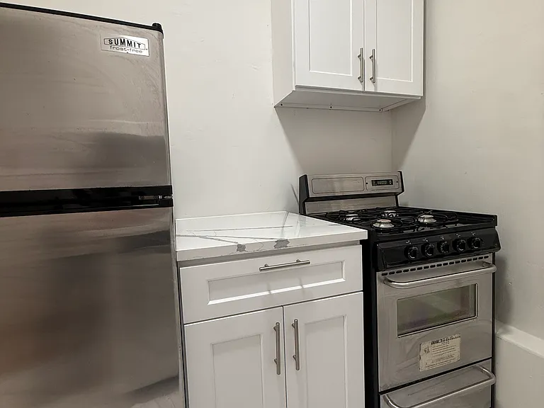 57 W 10th St #7B — Photo 6