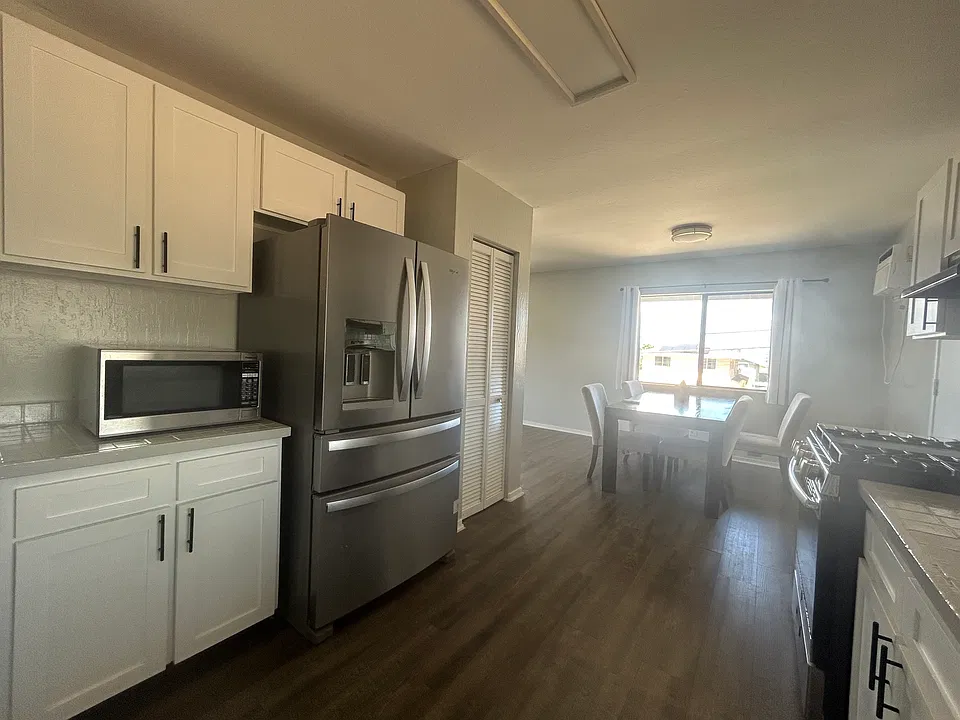 625 12th Ave #1
