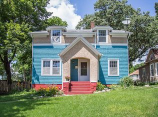 346 Sherman Ave, Council Bluffs, IA 51503