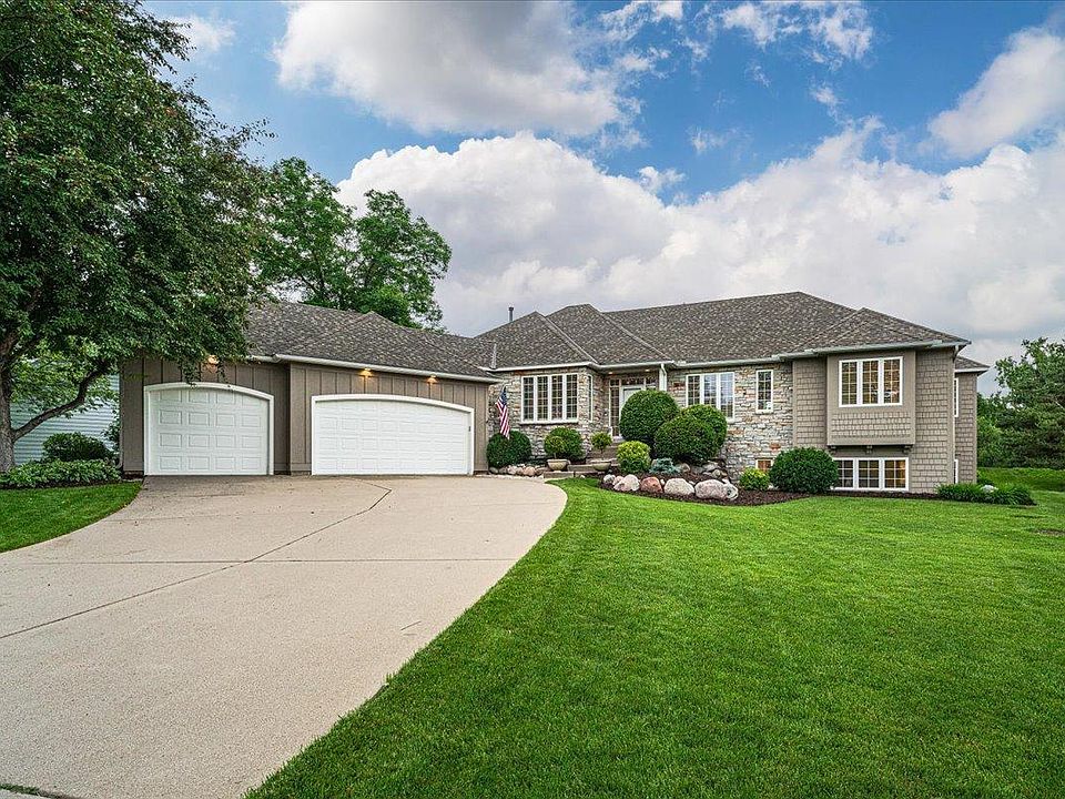 1st image of 7806 Bush Lake Dr