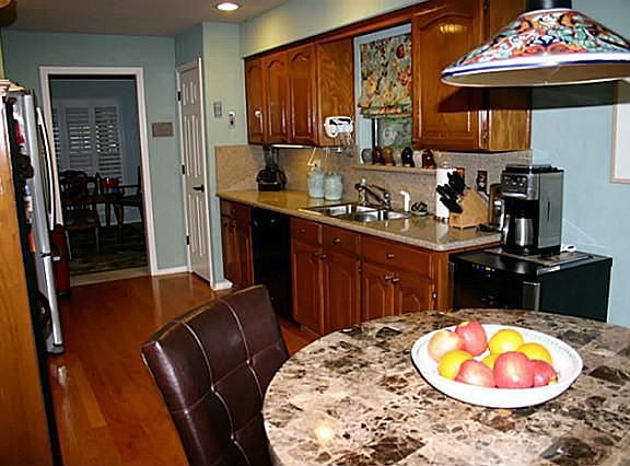 3rd image of 5037 Alicia Dr