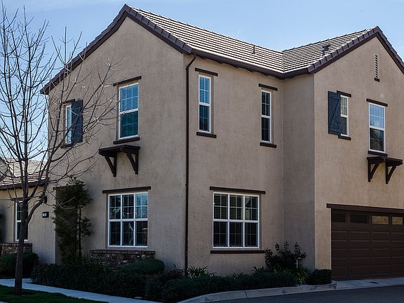 4th image of 155 Talmont Cir