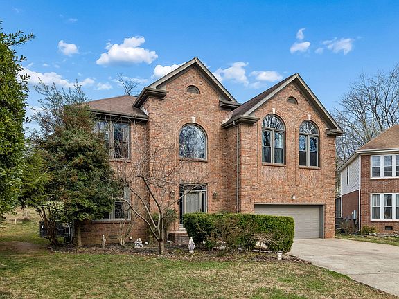 2nd image of 2213 S Ashford Ct