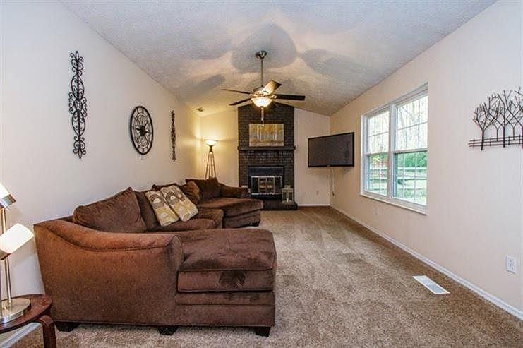 1st image of 10041 Forestedge Ln