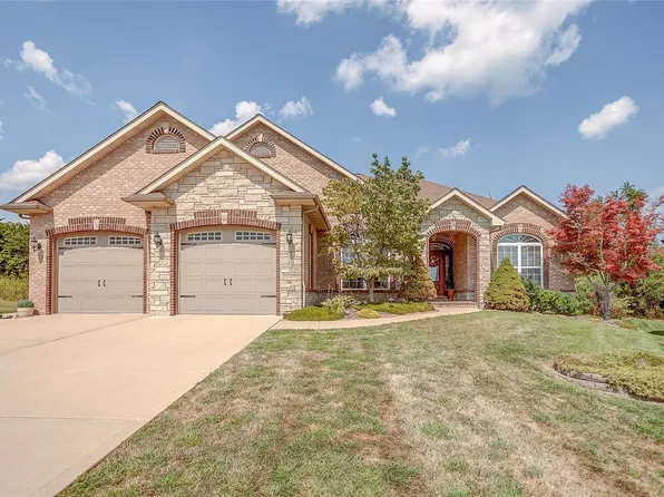 1237 Pebble Beach Dr, Caseyville, IL 62232