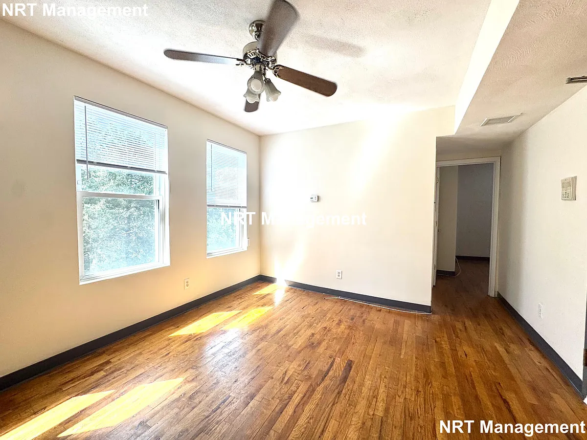 Building Photo - 840 Huntington Ave #2