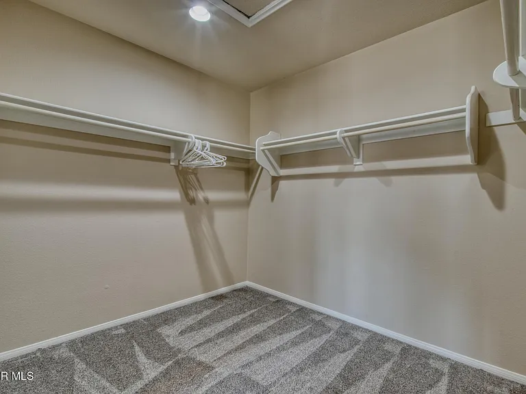 Cherry Creek Cir — Photo 18