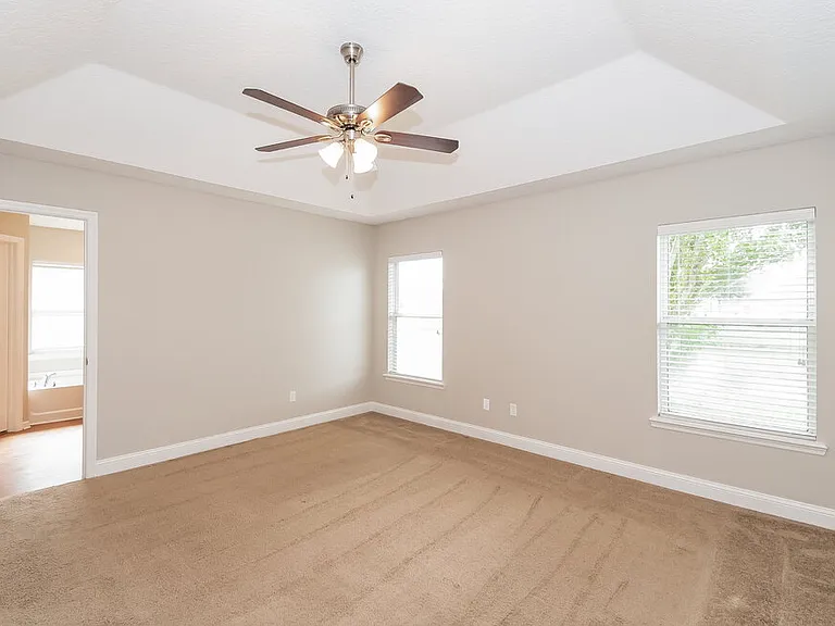 12099 Hayden Lakes Cir — Photo 8