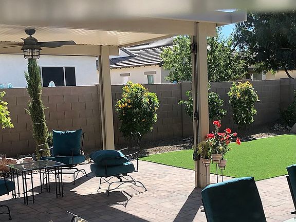 Pergola in backyard 