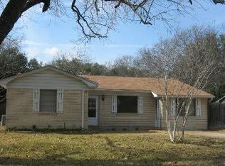 2106 Downing St, Belton, TX 76513