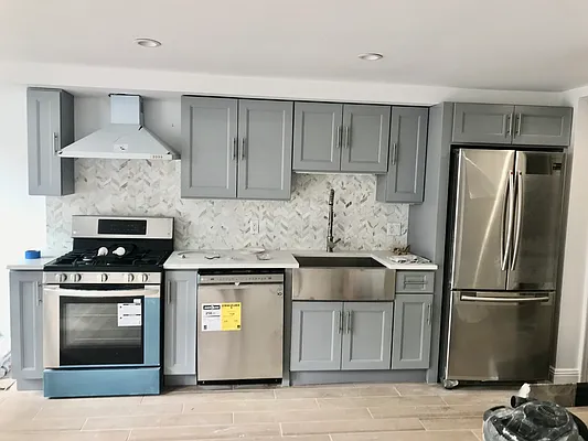 Rented by Think Properties | media 12