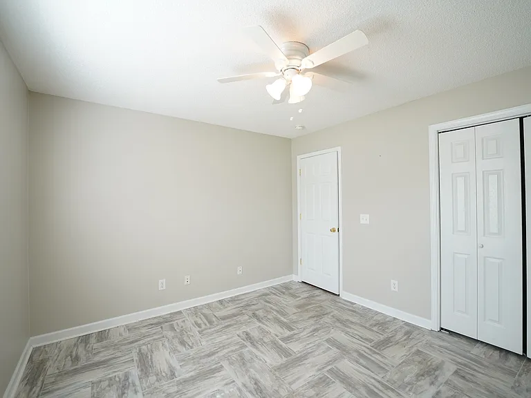 134 Mustang Dr — Photo 17