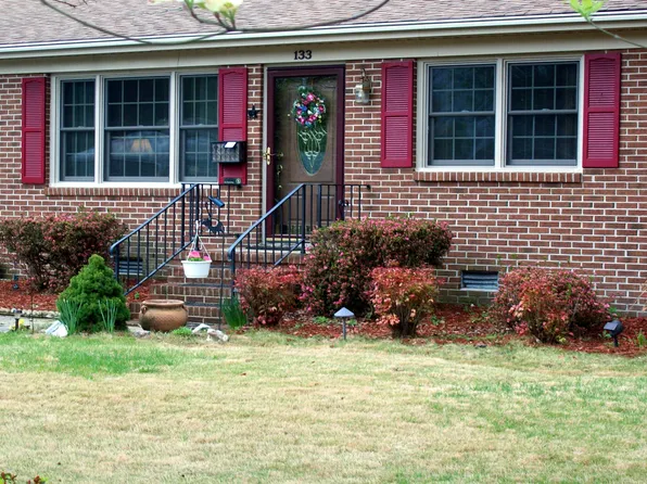 133 Deep Run Rd, Hampton, VA 23666