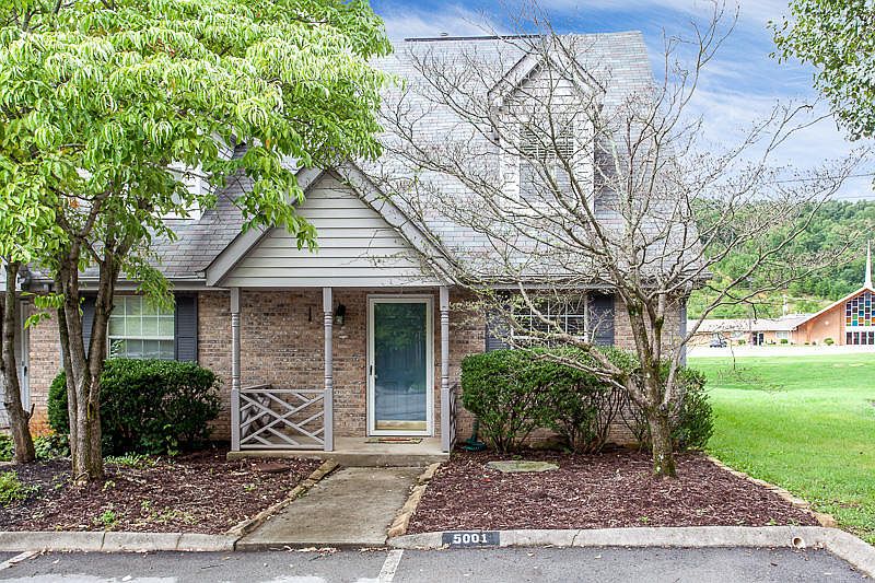1st image of 5001 Trace Manor Ln