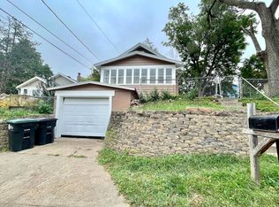 5315 S 57th St, Omaha, NE 68117