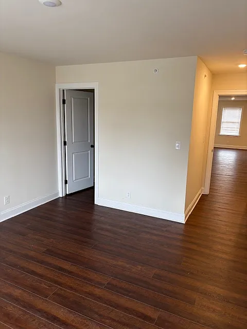 Building Photo - 516 Green St #1