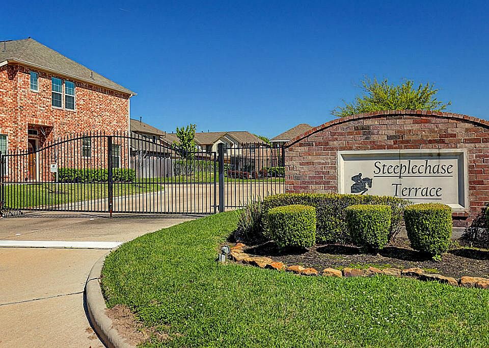 1st image of 8912 Clovermist Dr