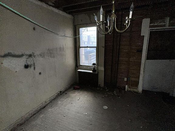 5th image of 770 Smylie Rd
