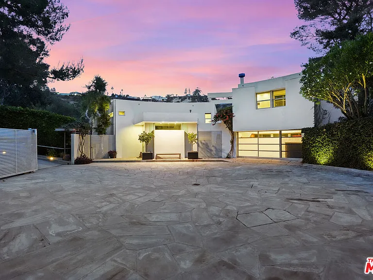 7700 Willow Glen Rd — Photo 4