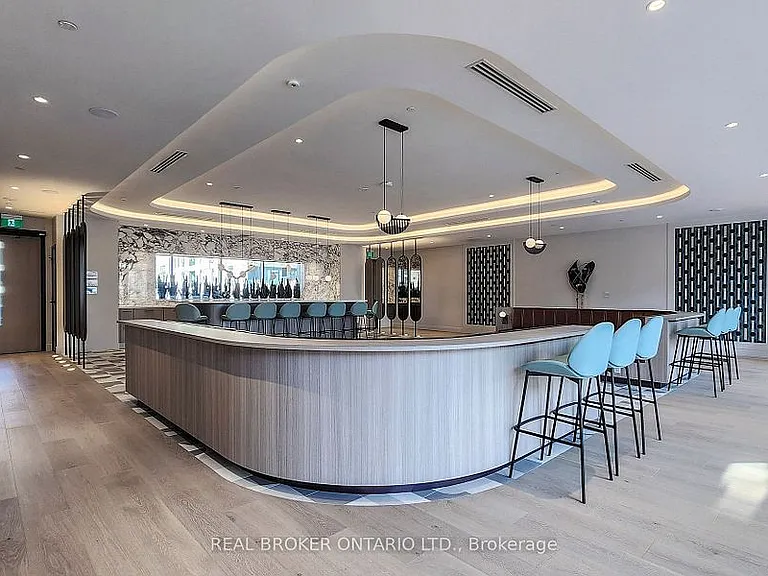 35 Tubman Ave #Penthouse 1115 — Photo 20