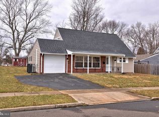 20 Homestead Rd, Levittown, PA 19056