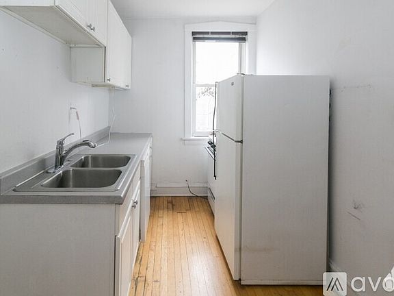 5th image of 1910 W Winnemac Ave #3