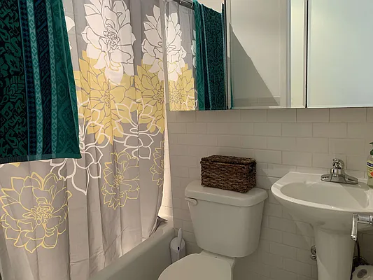 Rented by Smart City Real Estate LLC | media 4