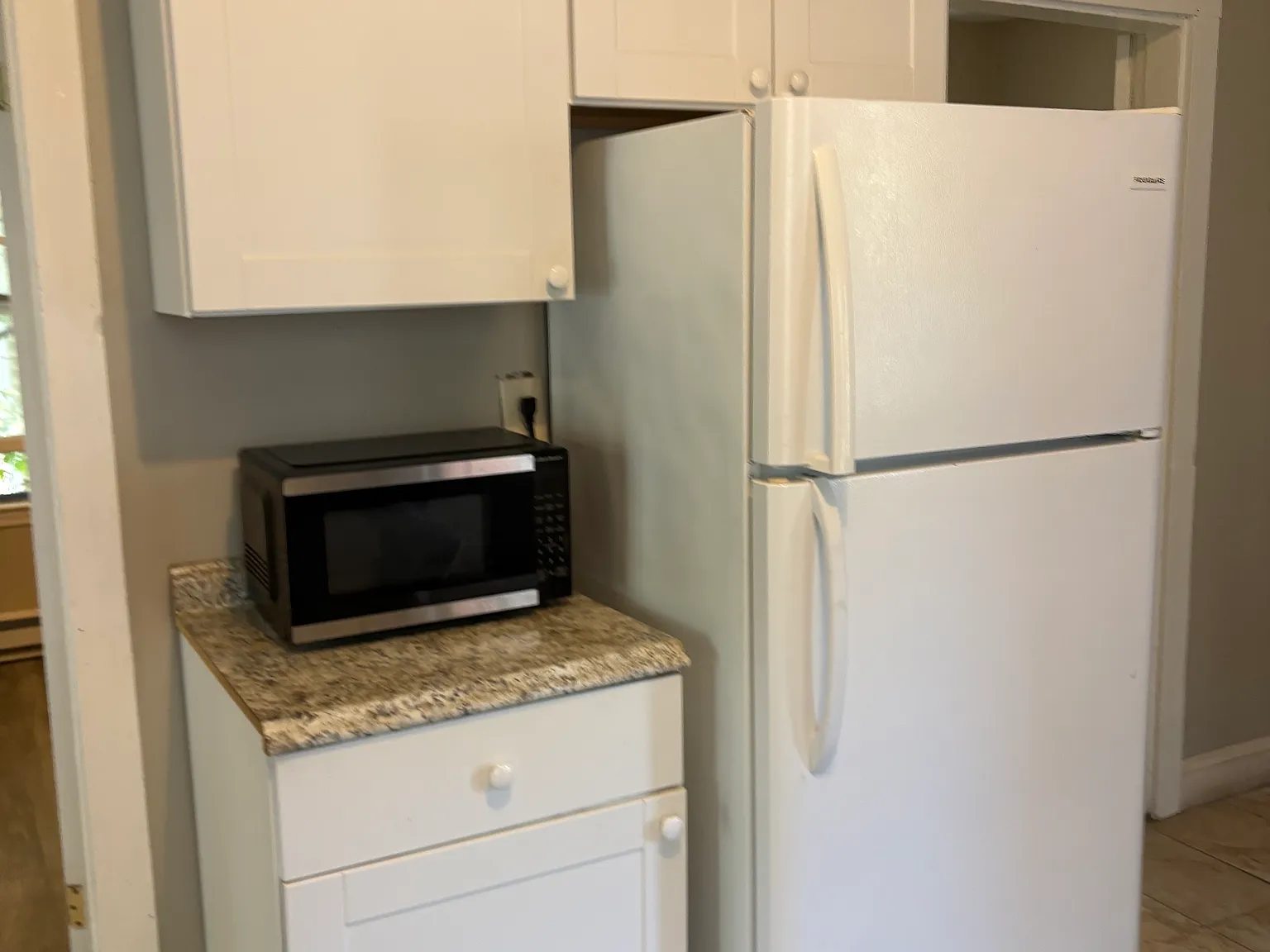 2 bed, $2,400 — Photo 2