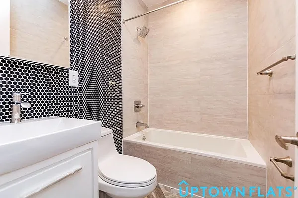 Rented by Uptown Flats LLC | media 2