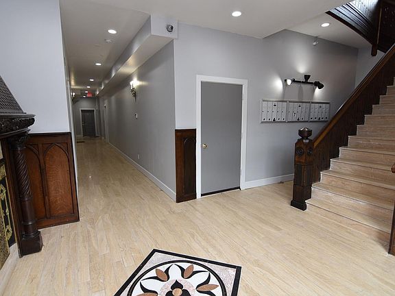 3rd image of 1236 E Columbia Ave #1H