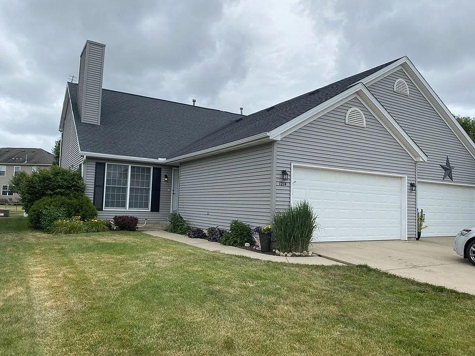 Quiet neighborhood within walking distance to Grove Elementary School.