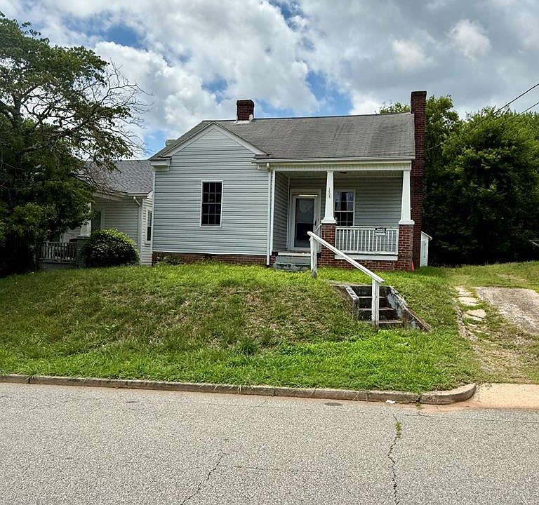 1st image of 1605 Washington St