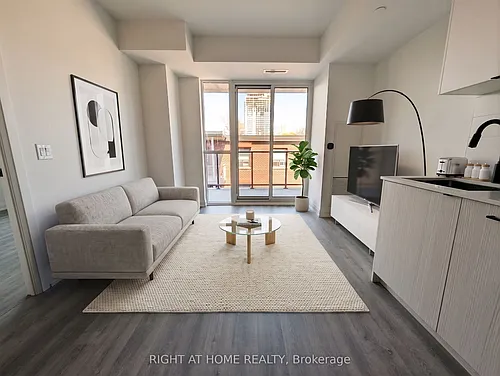 2369 Danforth Ave Photo 1