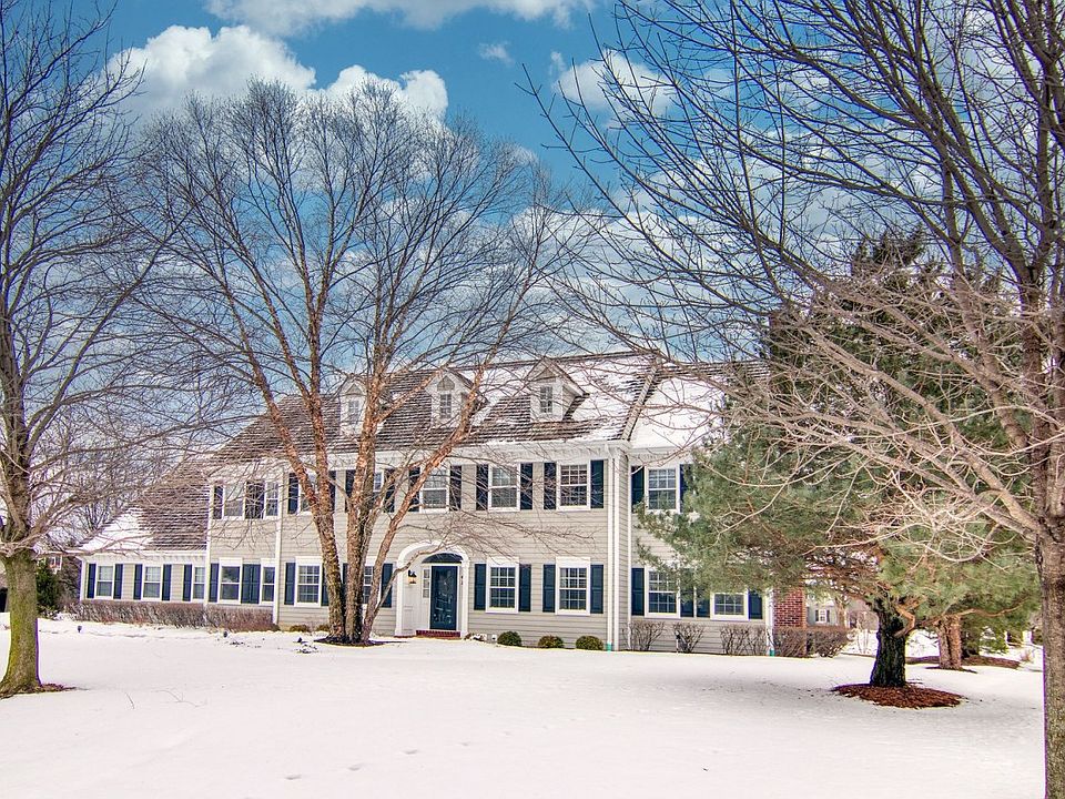1st image of 133 E Ironwood Cir