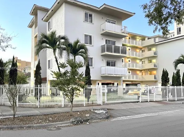 134 SW 7th Ave APT 404, Miami, FL 33130