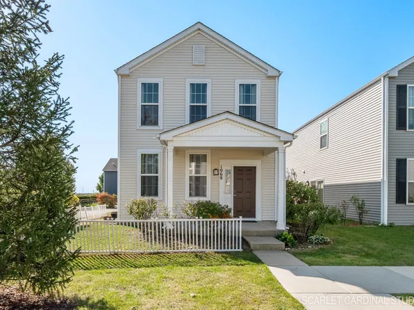 1068 Celebration Dr, Aurora, IL 60504