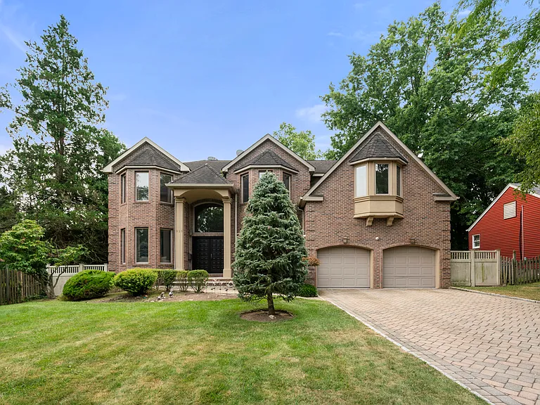 325 Cooper Pl — Photo 31