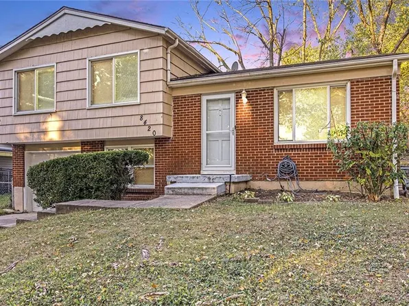 8420 N Virginia Ave, Kansas City, MO 64155