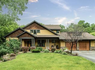 1501 McCarthy Rd, Eagan, MN 55121