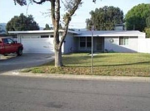 1st image of 713 E Hollyvale St
