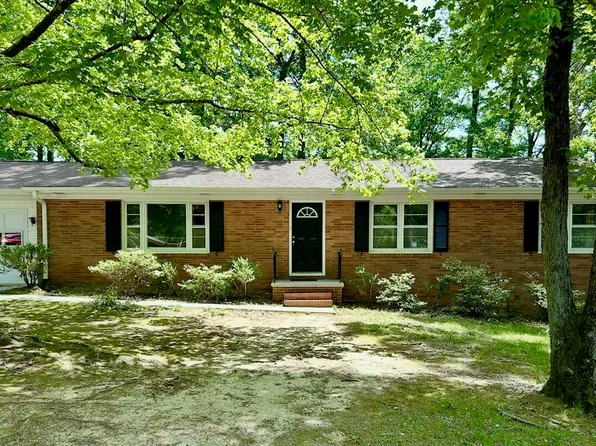 1713 Garnett St, Henderson, NC 27536