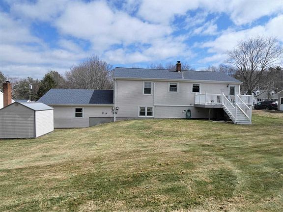5th image of 24 Fairfield Ave
