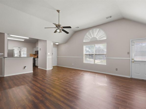 18534 Burgundy Sky Way