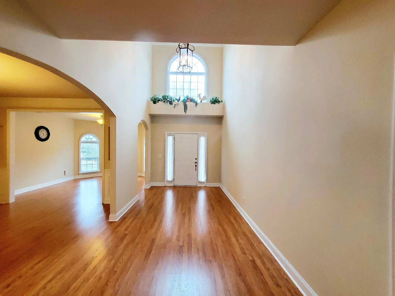 4 bed, 3175 sqft, $2,500 — Photo 3