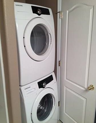 4th image of 381 Buffalo Dr