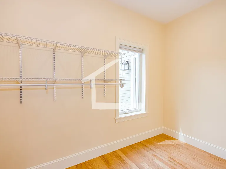 8 Cufflin St #118 — Photo 15