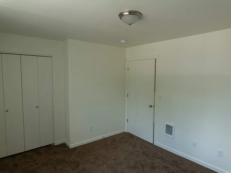 Lebanon City Townhomes — Photo 22